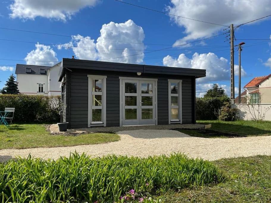 Tiny House Toute Equipee Avec Jardin Saint-Florent-sur-Cher Extérieur photo